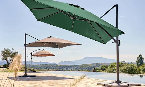 Quel parasol déporté choisir ? - © Studio EVO