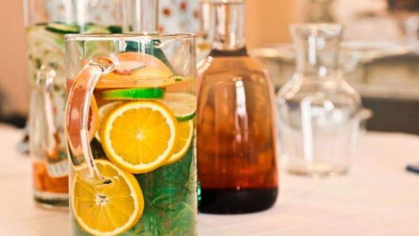 5 idées de recettes d'eau aromatisée pour l’été