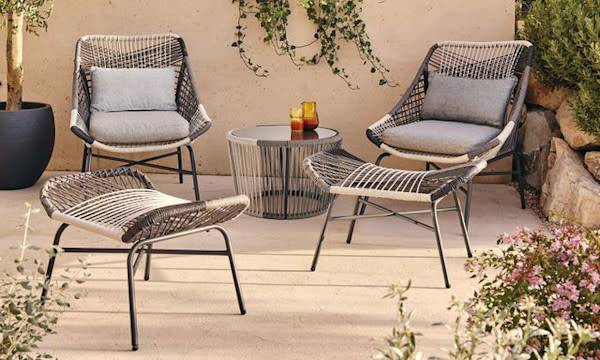 Petits ou grands espaces, il y a un salon de jardin qui vous conviendra ! #Petits ou grands espaces, il y a un salon de jardin qui vous conviendra ! - © Studio EVO