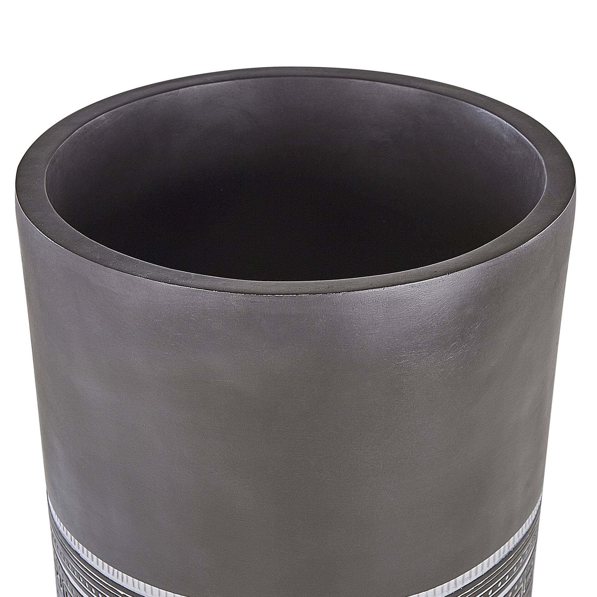 Beliani - Cache-Pot Support Plantes Gris Foncé avec 3 Pieds en Bois 34 cm de Diamètre Motif Ethnique Peint à la Main pour Extérieur et Intérieur Beliani - Imagen 4