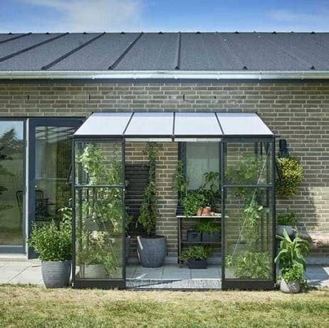 Halls - Serre adossée verre trempé et polycarbonate Qube Lean-to avec base 4.70m², Couleur Noir, Descentes de gouttières Oui - Image 1