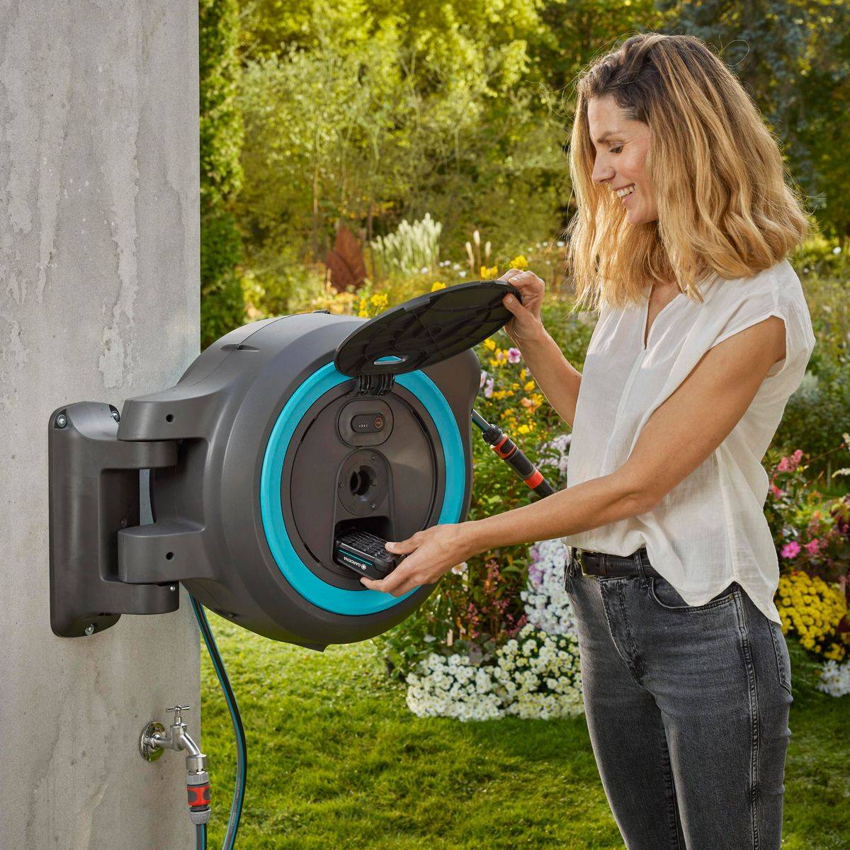 Gardena - Dévidoir automatique mural PowerRoll XXL - 18V - GARDENA - Kit prêt à l'emploi avec batterie P4A - 18645-20 - Imagen 5