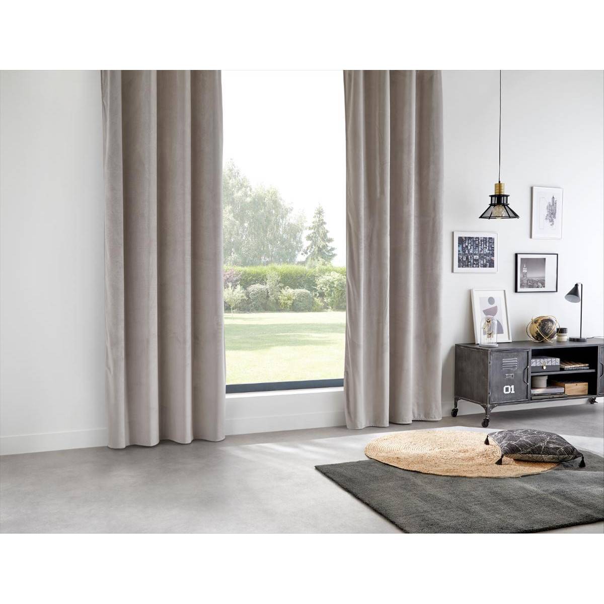 Atmosphera - Lot de 2 Rideaux à  œillets Occultant en Velours  Gris souris 140 x 260 cm - Imagen 3