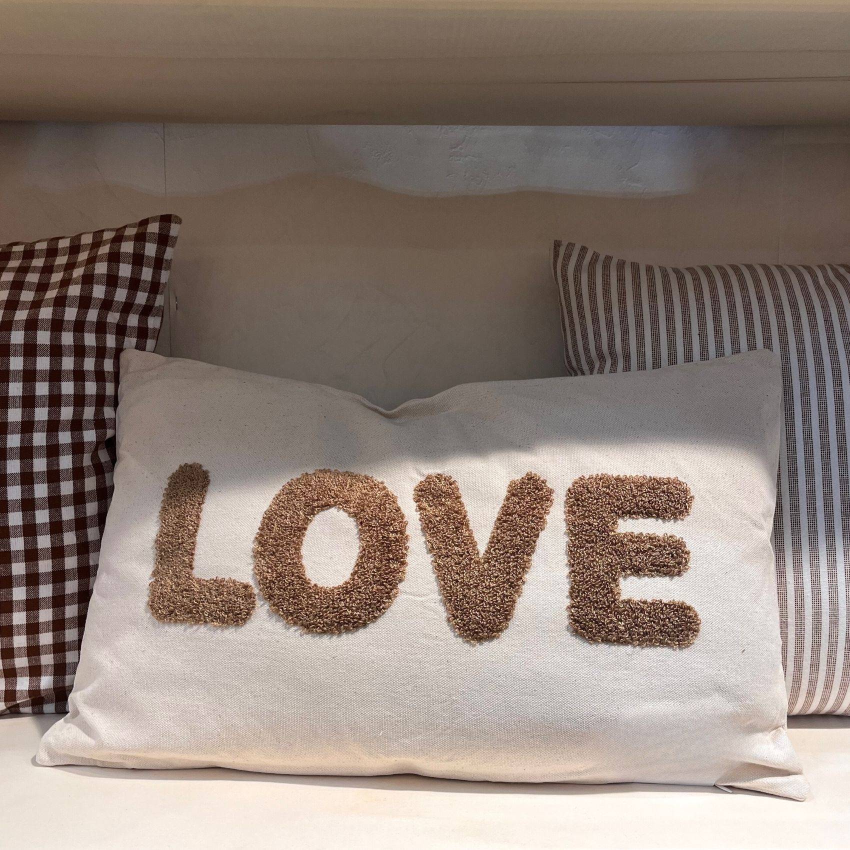 Opjet - Coussin en  bouclette Love - OPJET - Imagen 3