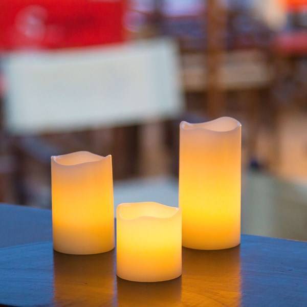 Lotti - Jeu de 3 bougies LED en cire ivoire flamme 3D piles 5-7,5-10cm LED blanc chaud Lotti - Image 3