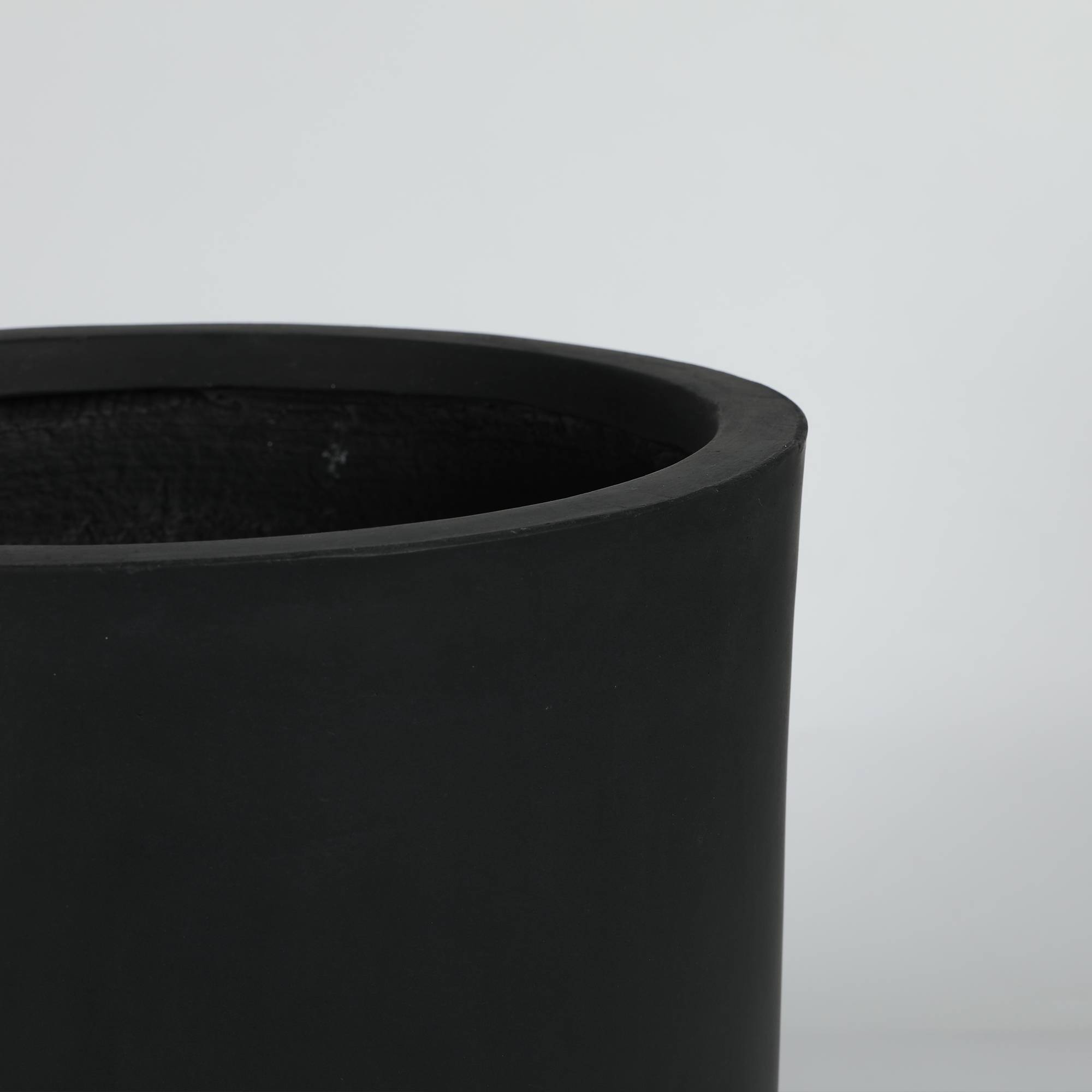 Lot de 2 Pots de Fleurs Ronds Magnésie Intérieur Extérieur avec Drainage Noir - ComfortXL Outdoor Living - Image 3