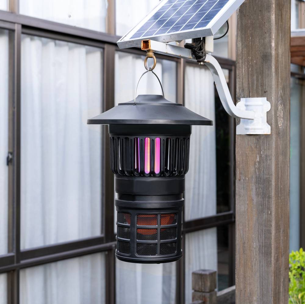 Piège à moustique éclairant d'extérieur EZIlight® Mosquito Garden MG 30 - Image 2