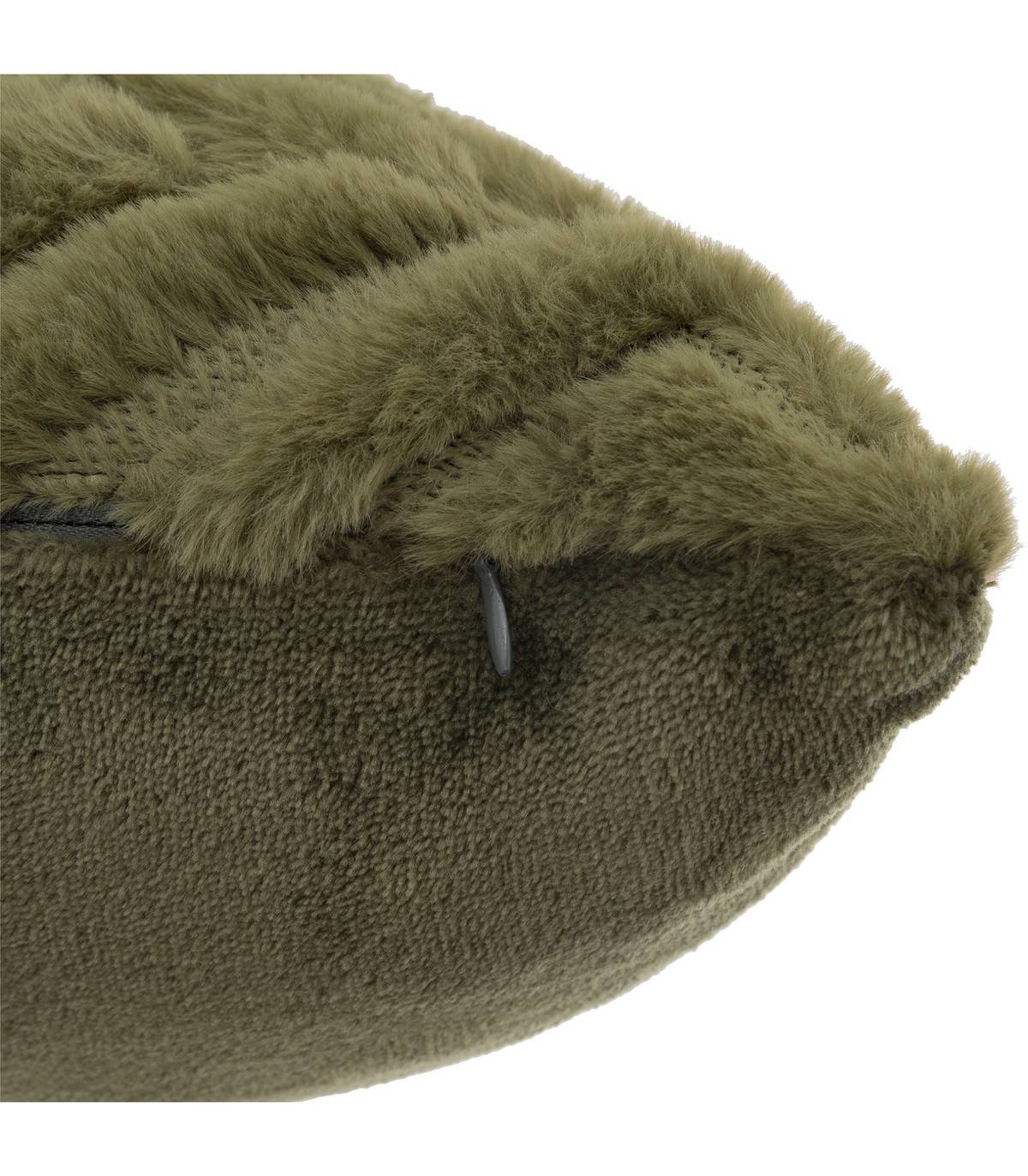 Coussin en Flanelle et Fourrure Vert Kaki 45 x 45 cm - Imagen 2