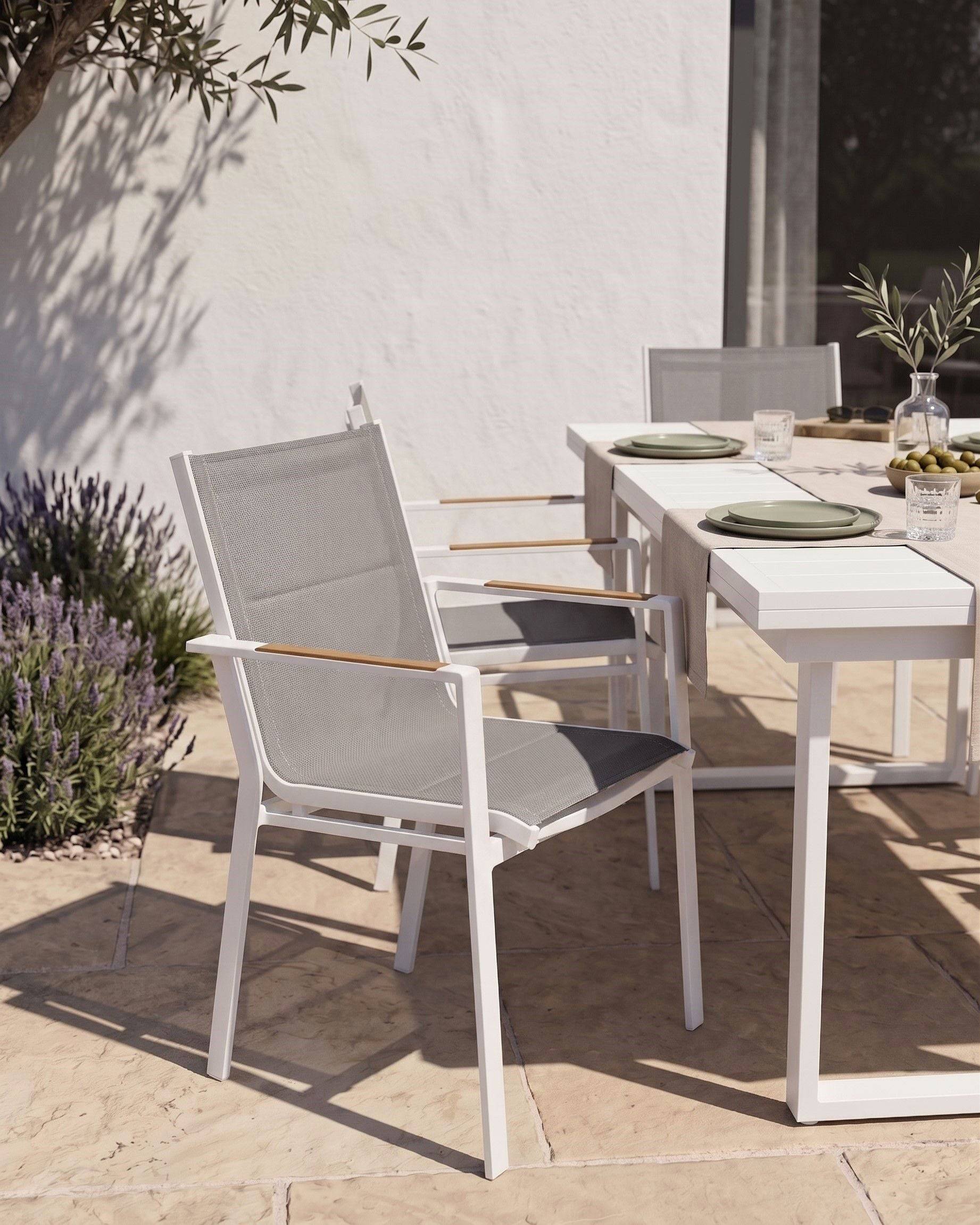 Beliani - Chaise de jardin Aluminium Gris BUSSETO - 56x64x90- Beliani - Image 1