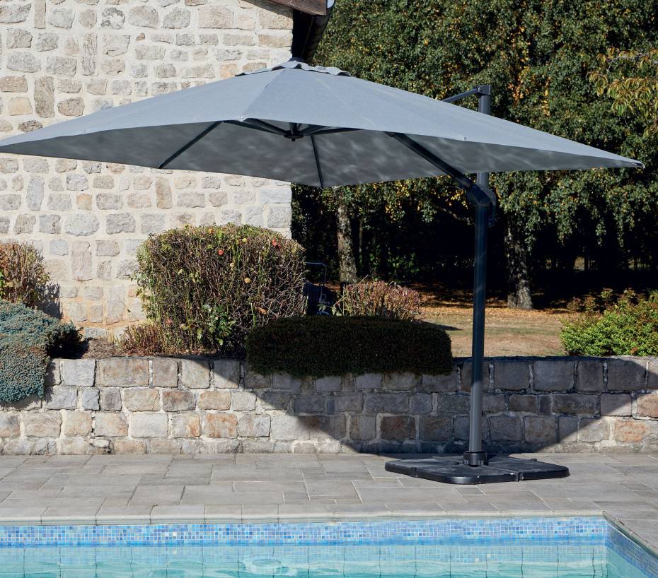 Parasol déporté 3x3m double inclinaison gris perle EMERAUDE - Image 4