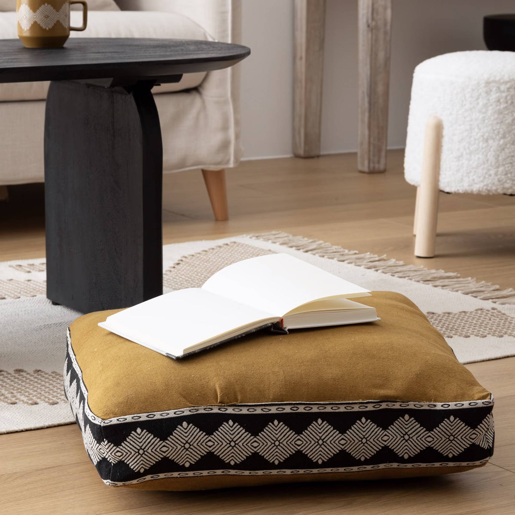 Atmosphera - Coussin de sol jacquard Inuit - ATMOSPHERA - Coton/Jacquard - Jaune Ocre - Imagen 5