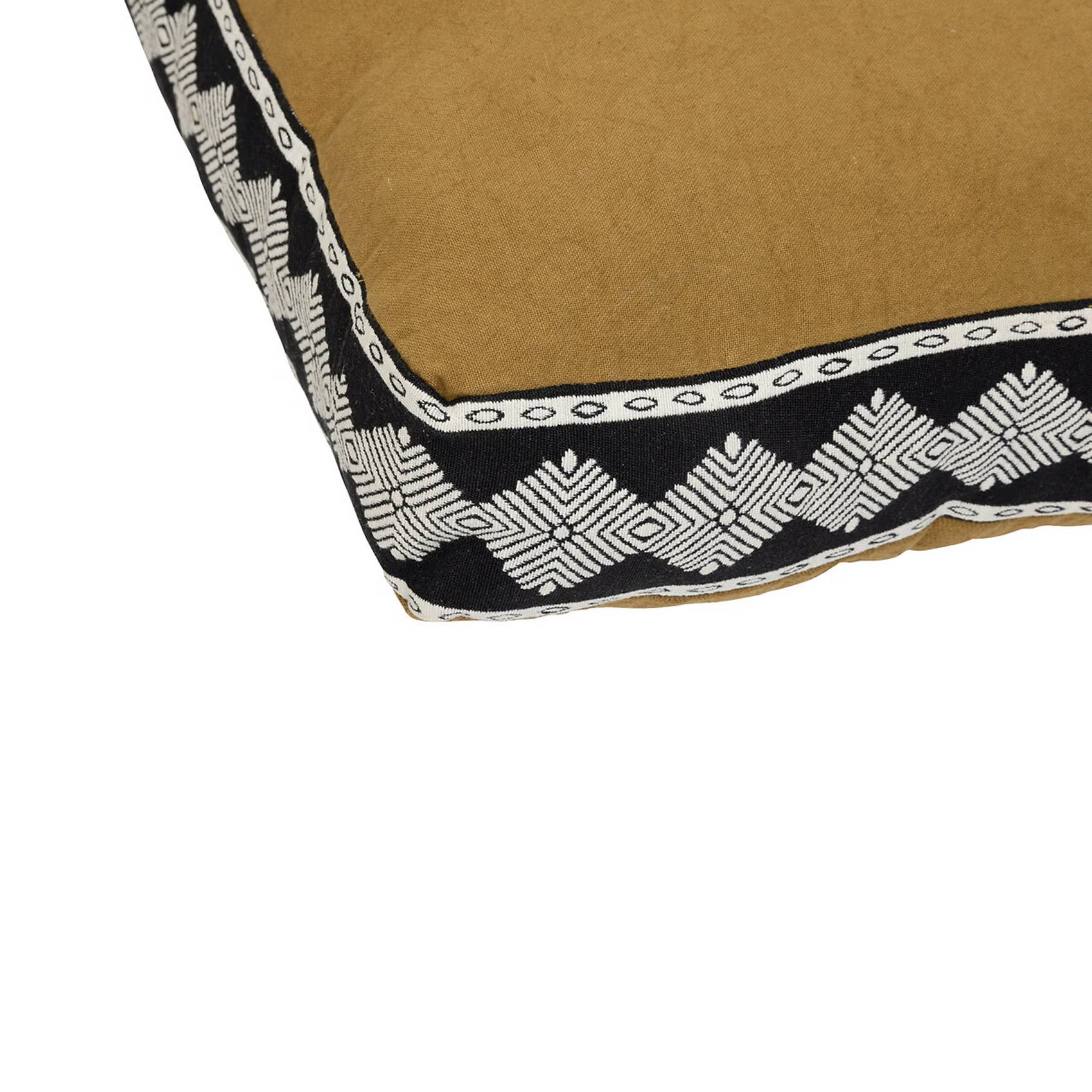 Atmosphera - Coussin de sol jacquard Inuit - ATMOSPHERA - Coton/Jacquard - Jaune Ocre - Imagen 3