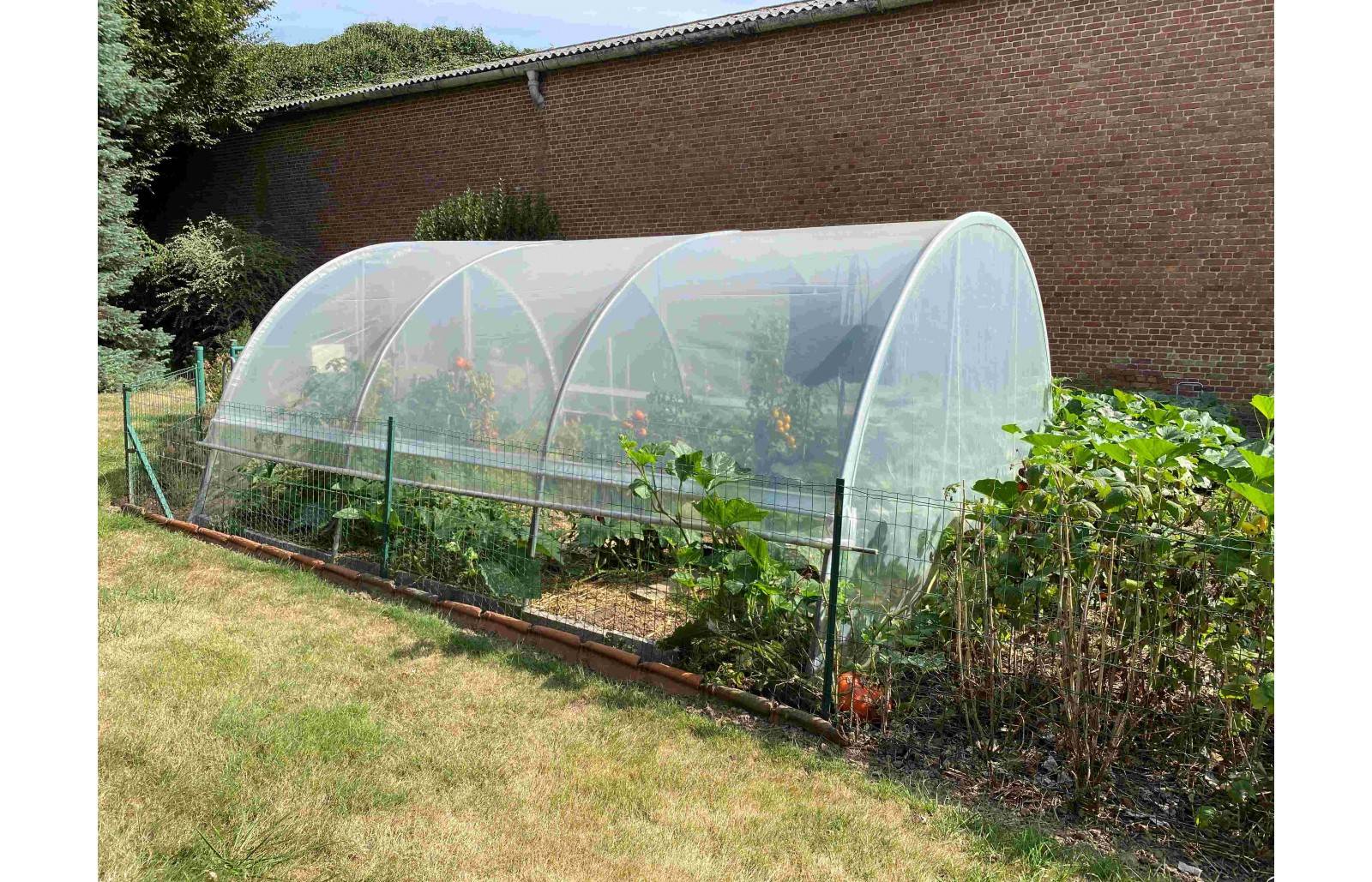 Serre tunnel de jardin - 16m² -  3,7 x 4,5 m - pieds arrondis - polyéthylène haute densité - aérations latérales - LES SERRES TONNEAU - Image 4