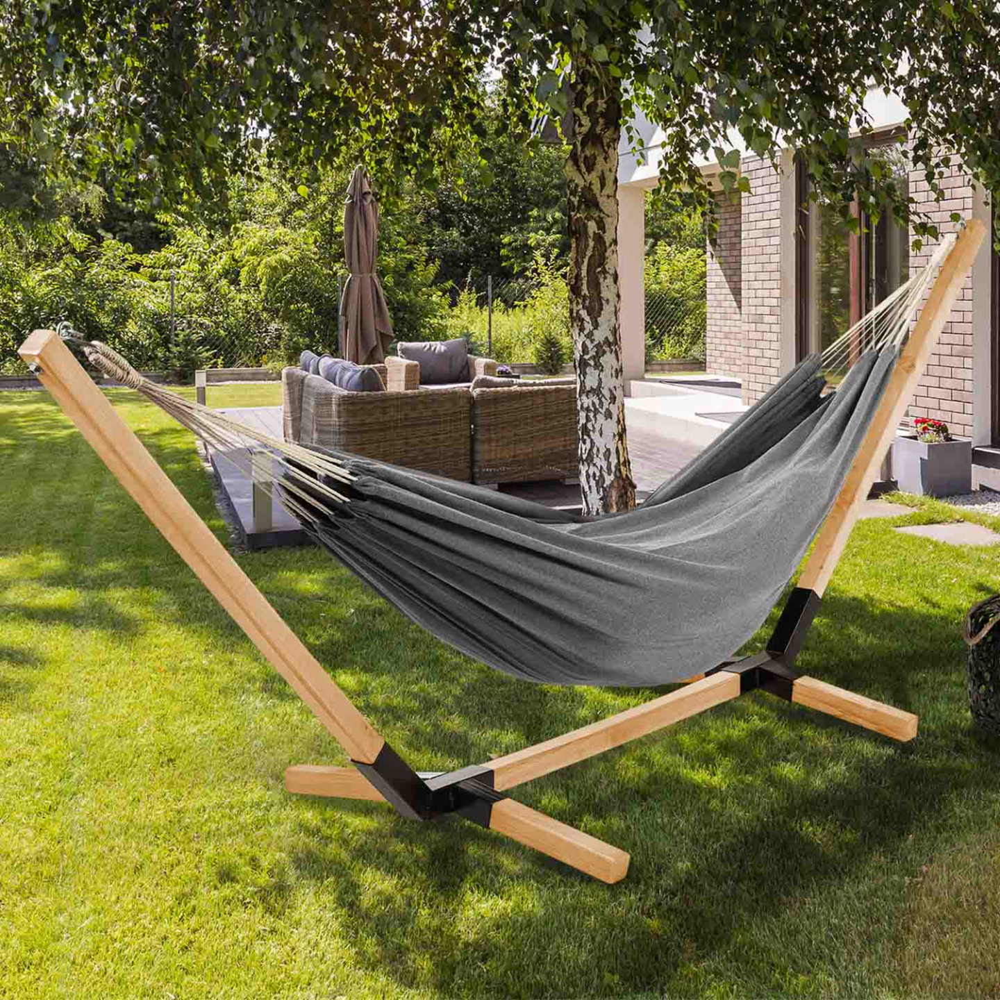 IDMARKET - Hamac avec support bois et toile gris anthracite TAHITI - Image 1