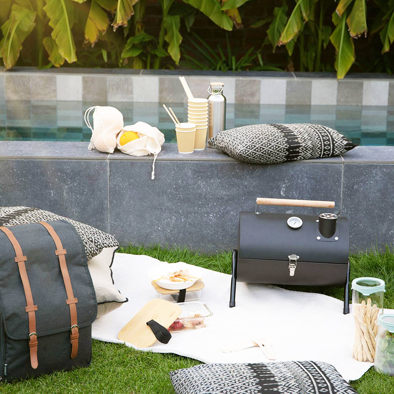 Livoo - Barbecue fumoir portable 33.5x22cm noir DOC269 Livoo - Imagen 6