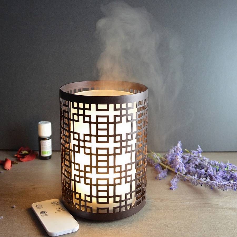 Zen'Arôme Diffuseur Aromathérapie avec Télécommande Vela - Éclairage Led Personnalisable -Verre + Coque en Métal avec Motif Original - Image 7