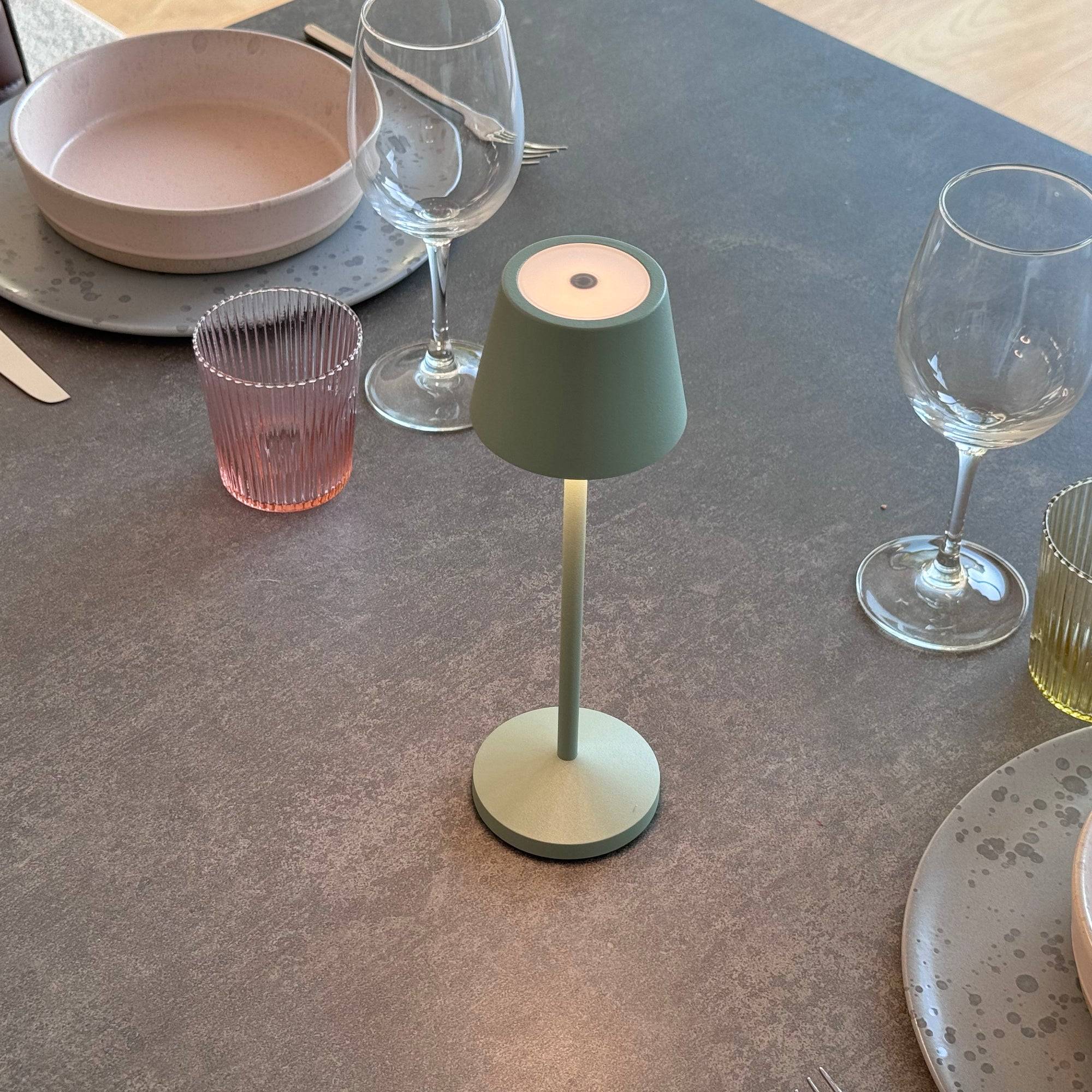 Lumisky - 9 Lampes de table EMILY Vert + base de chargement - Imagen 3