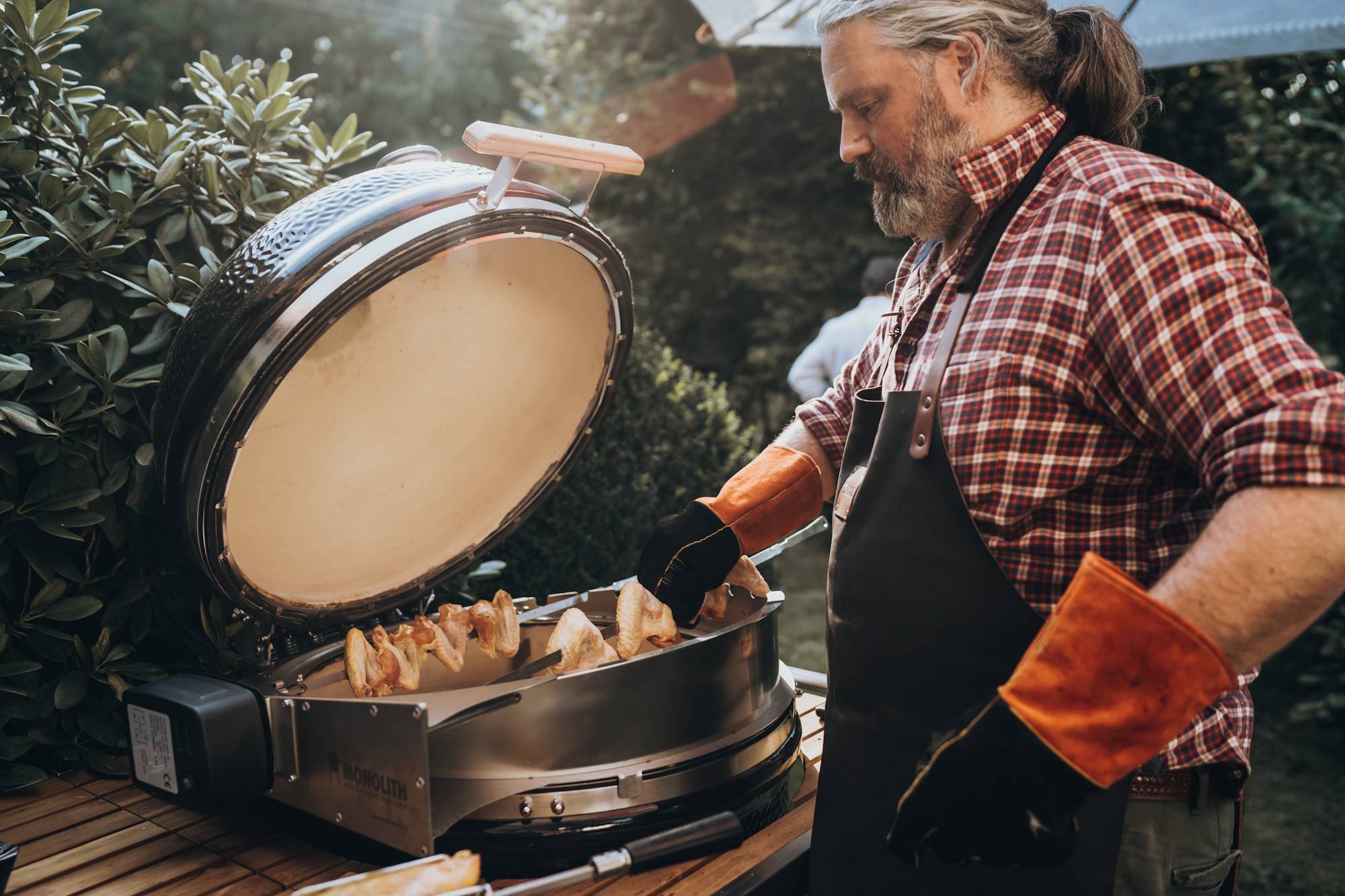 Monolith - Kamado Monolith LeCHEF Pro Série 2.0 Noir + Chariot - Imagen 3