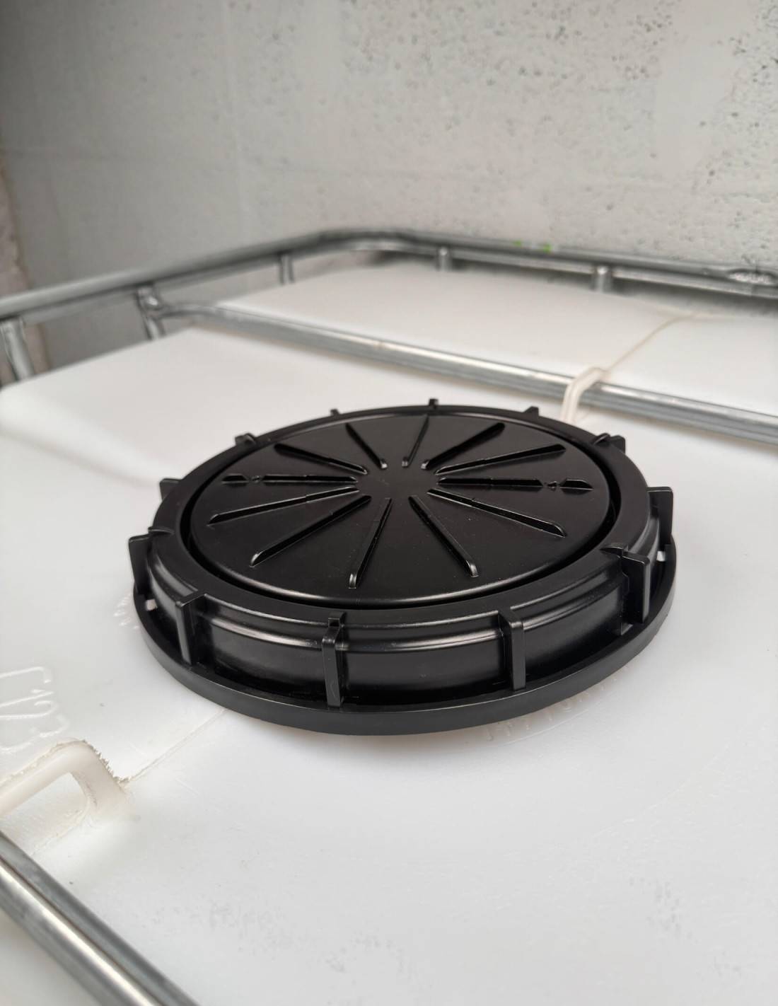 Couvercle plein de cuve eau 1000 L - Diamètre 220 mm - Sotralentz - Imagen 2