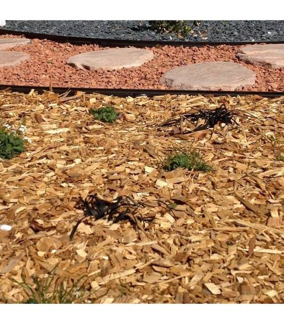 Paillage biodégradable plaquettes forestières bois 48 sacs de 50l pour 48m2 - Image 3
