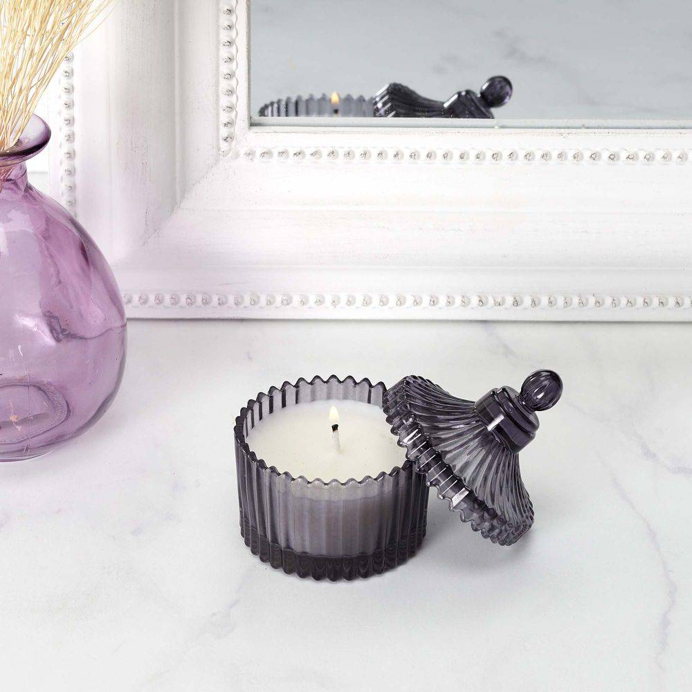The Home Deco Factory - Bougie parfumée écrin en verre Bohème 6.5 x 9 cm Gris - Imagen 2