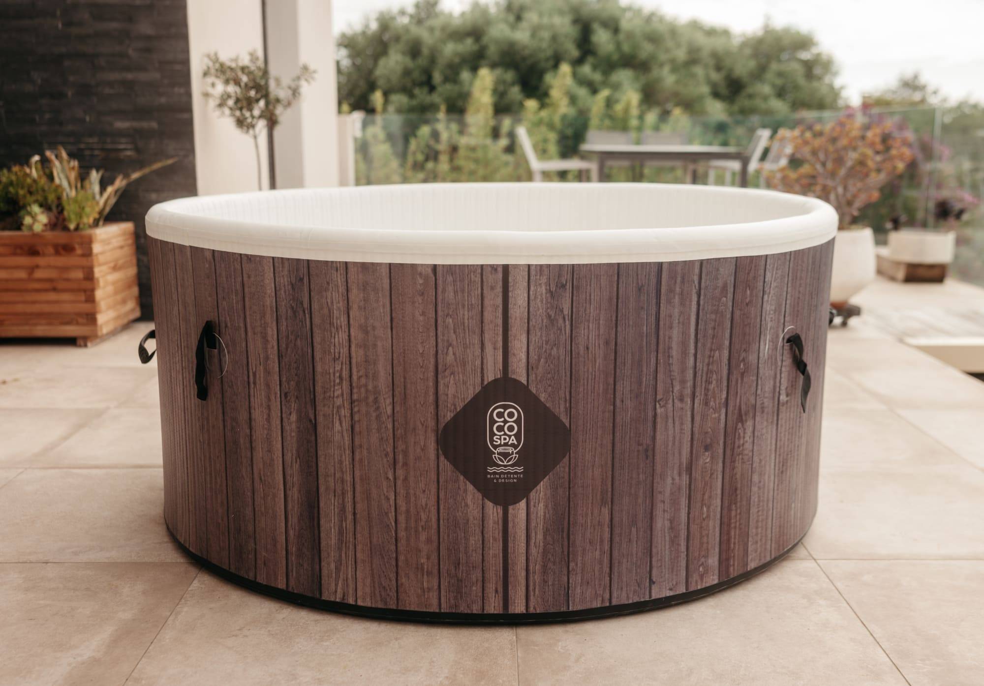 Spa gonflable 2 places chauffant & massant imitation bois 150cm - Image 8