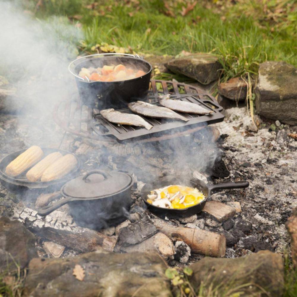 Esschert Design - Set à cuisiner en fonte 7 pièces Feu de Camp - Imagen 3