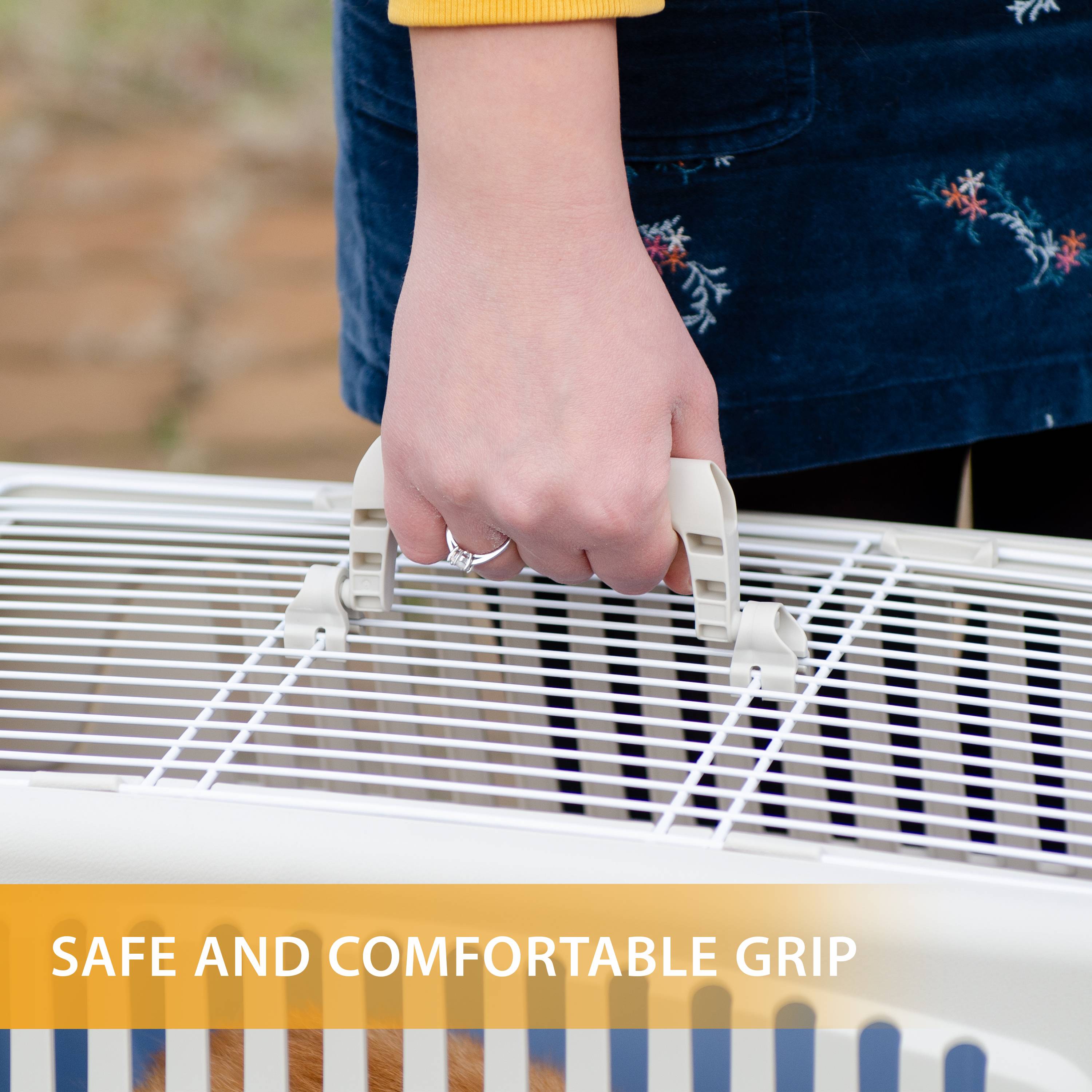 Ferplast - Ferplast Caisse de Transport Chat, Cage de Transport pour Chiens Petits et Chats jusqu'à 5 Kg, Toit Ouvrable, avec Coussin et Gamelle, Fentes - Imagen 8