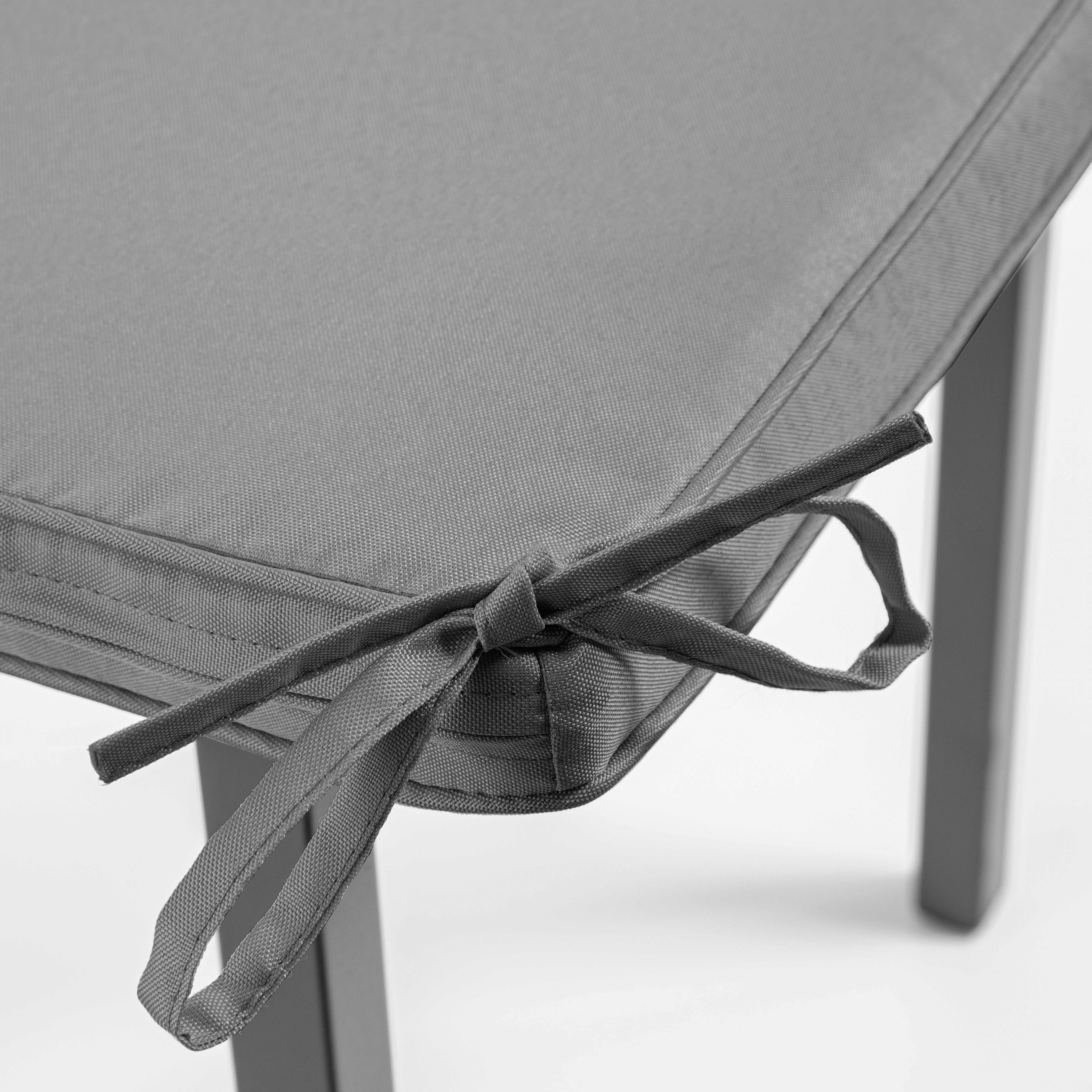 Oviala - Lot de 4 galettes de chaise polyester gris 40x40x3 cm Machu - Oviala - Imagen 5