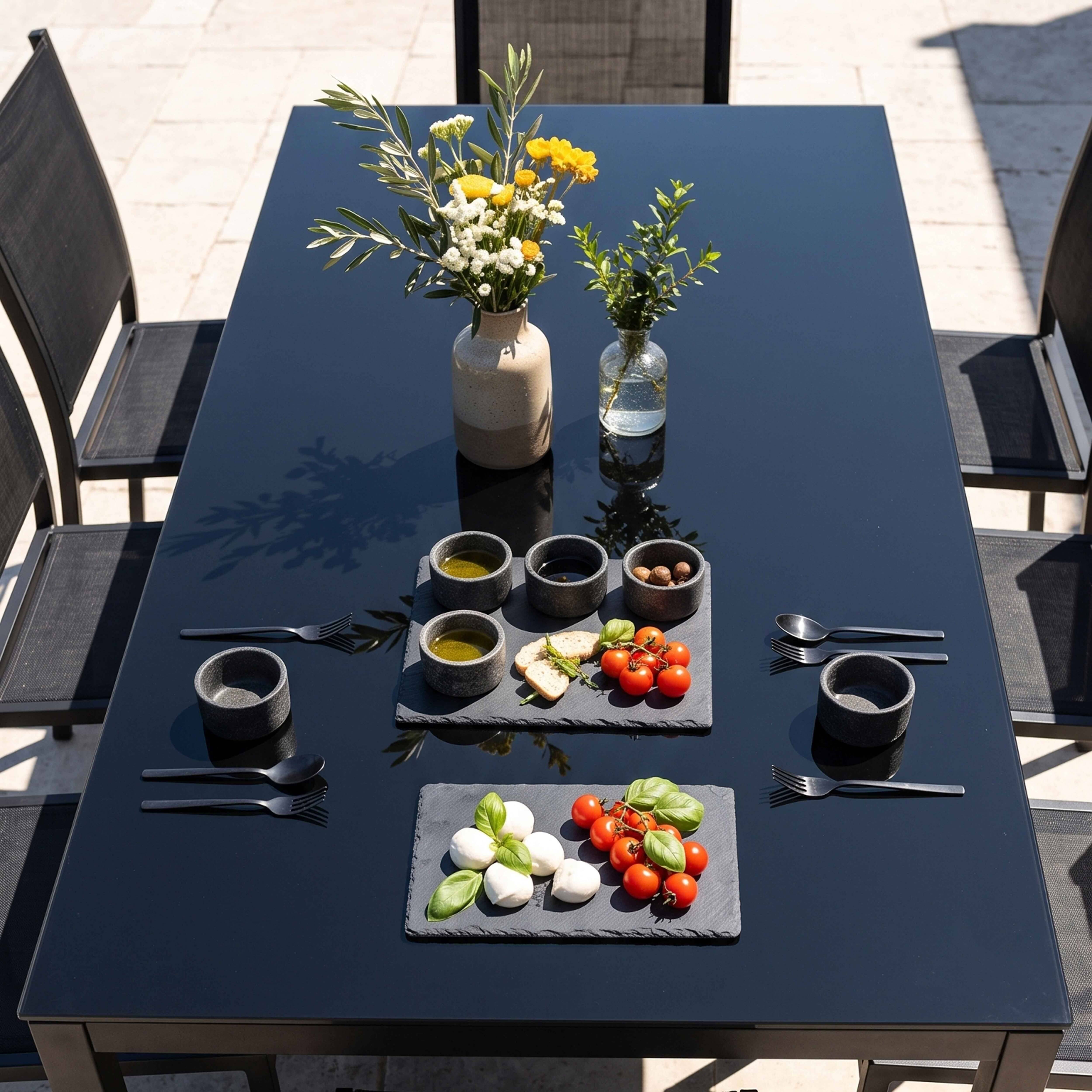 Oviala - Ensemble table de jardin et 8 chaises avec plateau verre noir Ajaccio - Oviala - Image 3