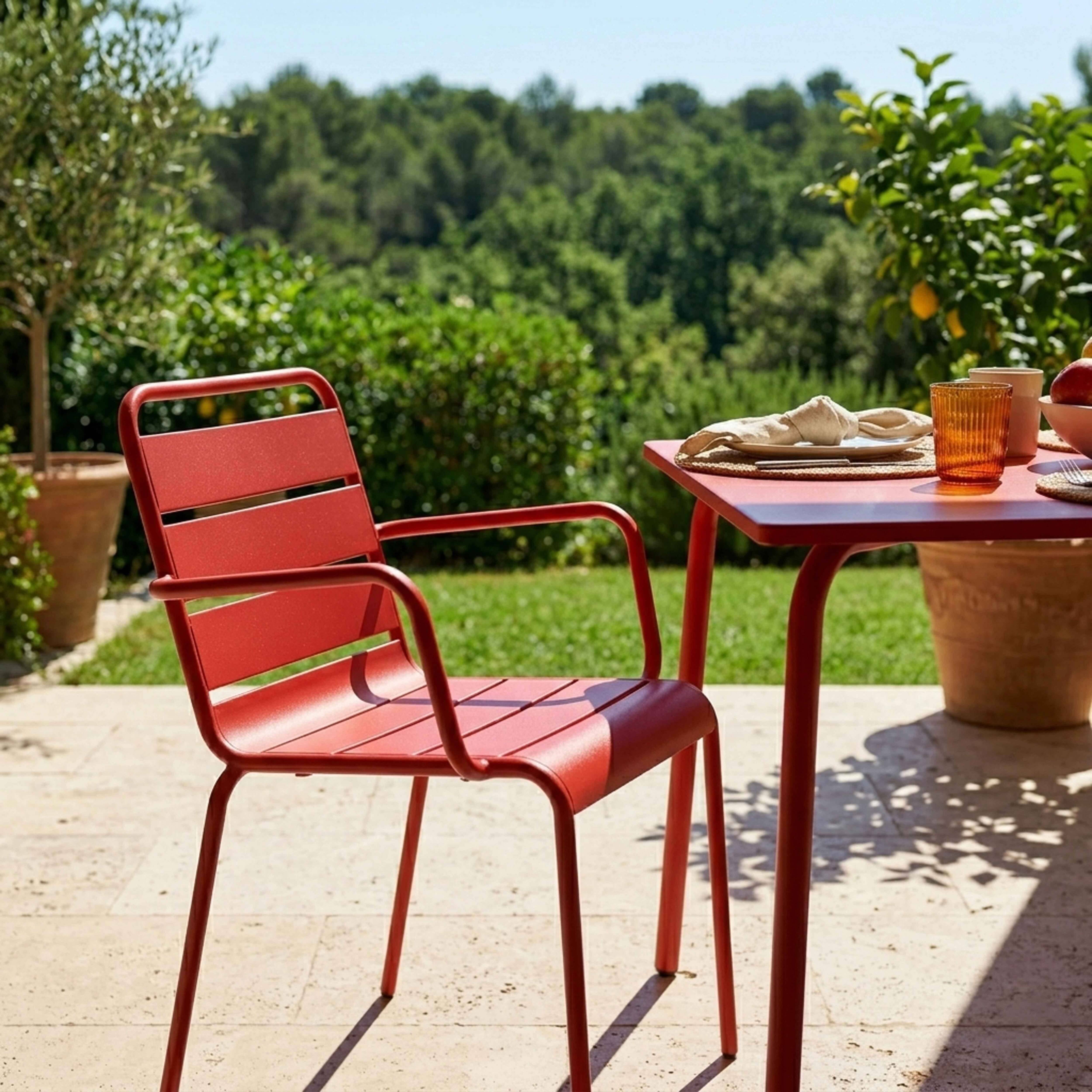 Oviala - Ensemble table de jardin et 4 fauteuils en métal rouge Palavas - Oviala - Imagen 4