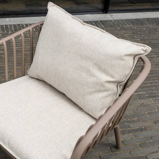 Wilsa Garden - Fauteuil de jardin en résine et acier Marron MARINA - Image 7