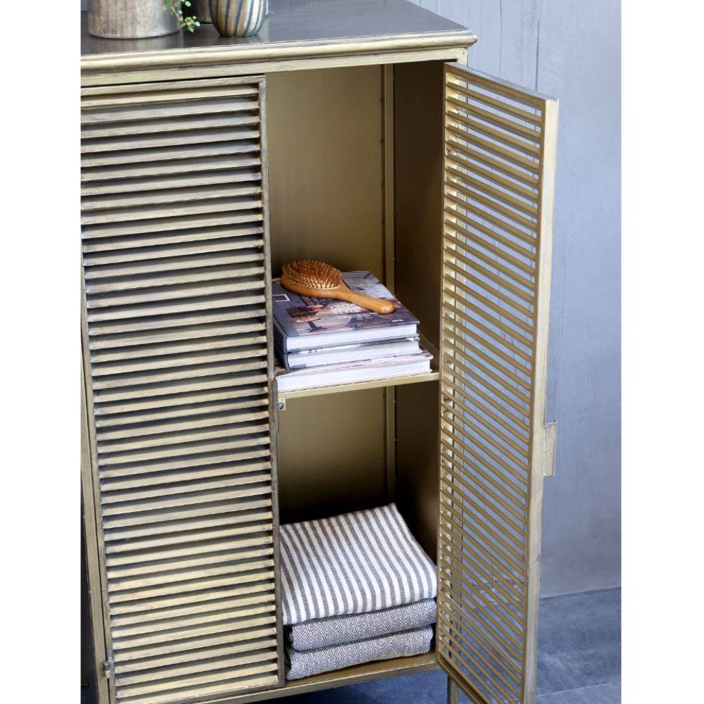 Chemin De Campagne - Armoire placard 2 portes en fer laiton antique 60 x 36.5 x 116 cm Chemin de campagne - Imagen 4