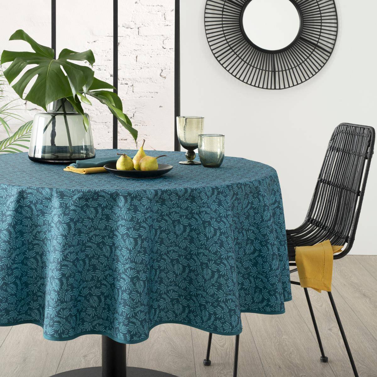Atmosphera - Nappe anti-tache "Meili" feuilles bleu canard D180cm - Atmosphera Créateur d'intérieur - Imagen 5