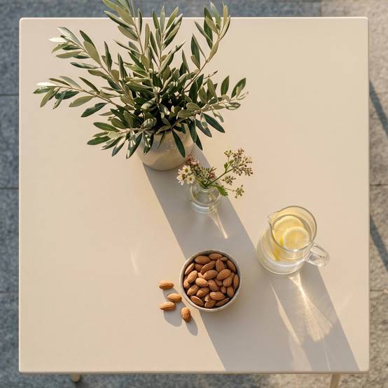 Oviala - Table de jardin carrée en métal ivoire 70cm Palavas - Oviala - Image 3