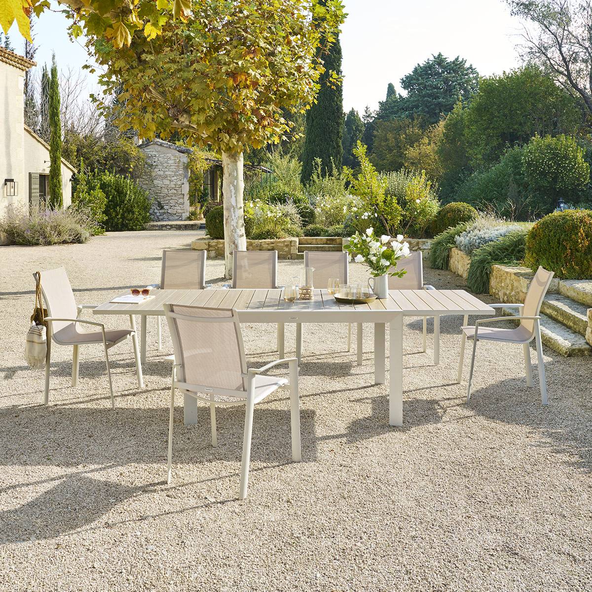 Hesperide - Table de jardin extensible coulissante "Évasion" effet bois lin & argile 10 places  lates en aluminium - Hespéride