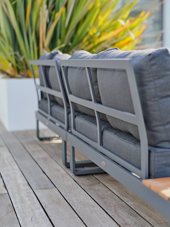 Dcb Garden - Salon de jardin d'angle 6 places en teck et aluminium - Gris anthracite - ALICANTE - Image 3