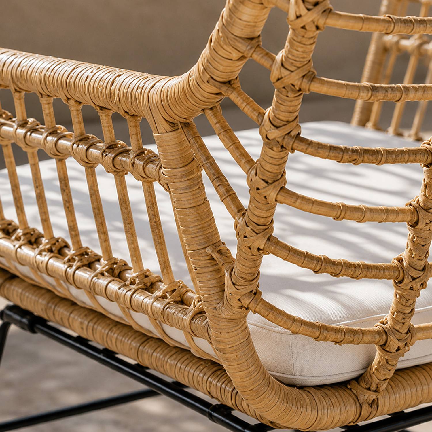 Ensemble de jardin 2 fauteuils et table basse effet rotin naturel GALICIA - Image 6