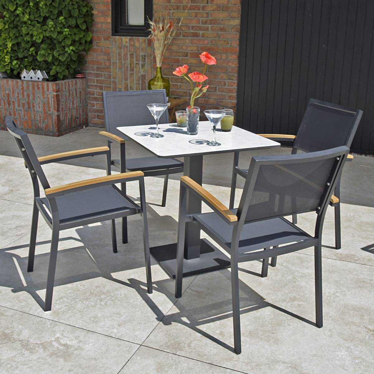 Gecko Jardin - Table en métal noir, Otrante - Gecko Jardin - Imagen 1