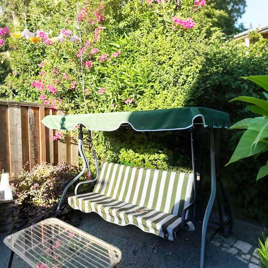 Outsunny - Balançoire extérieure 3 places toit inclinable réglable 1,7x1,1x1,53m avec coussins motif rayures métal polyester vert - Outsunny - Image 7