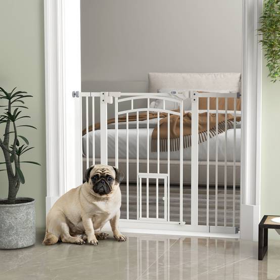 Barrière escalier chien acier intérieur fermeture automatique chatière 74-100x76cm blanc - ComfortXL Pet Living - Image 4