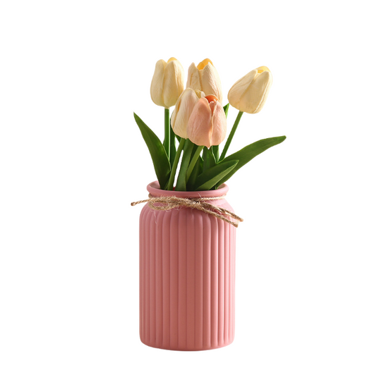 Vase en plastique imitation porcelaine rose - Image 1