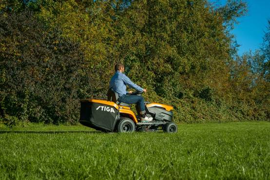 Stiga - Tracteur de pelouse électrique 384e Estate, 56 V, Largeur 84 cm avec transmission électrique et connectivité STIGA.GO - STIGA - Image 9