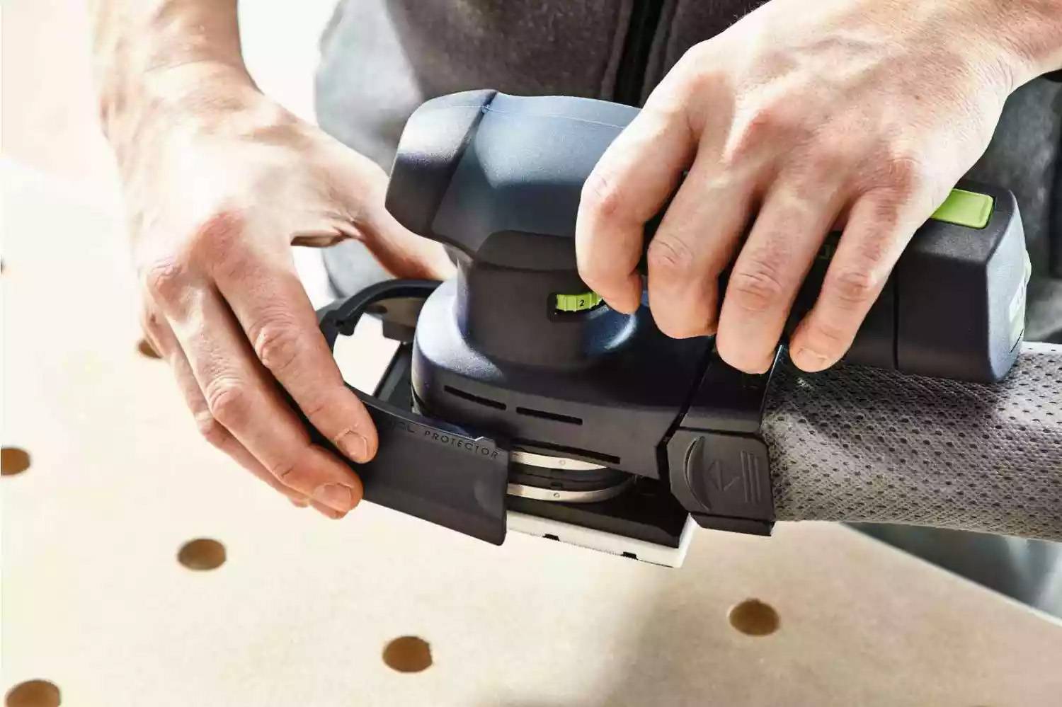 Festool - Set ponceuse vibrante hybride RTSC 400 3.0 I-SET - FESTOOL - avec 2 batteries 18V 3.0Ah - chargeur - accessoires - Systainer - 578133 - Imagen 3