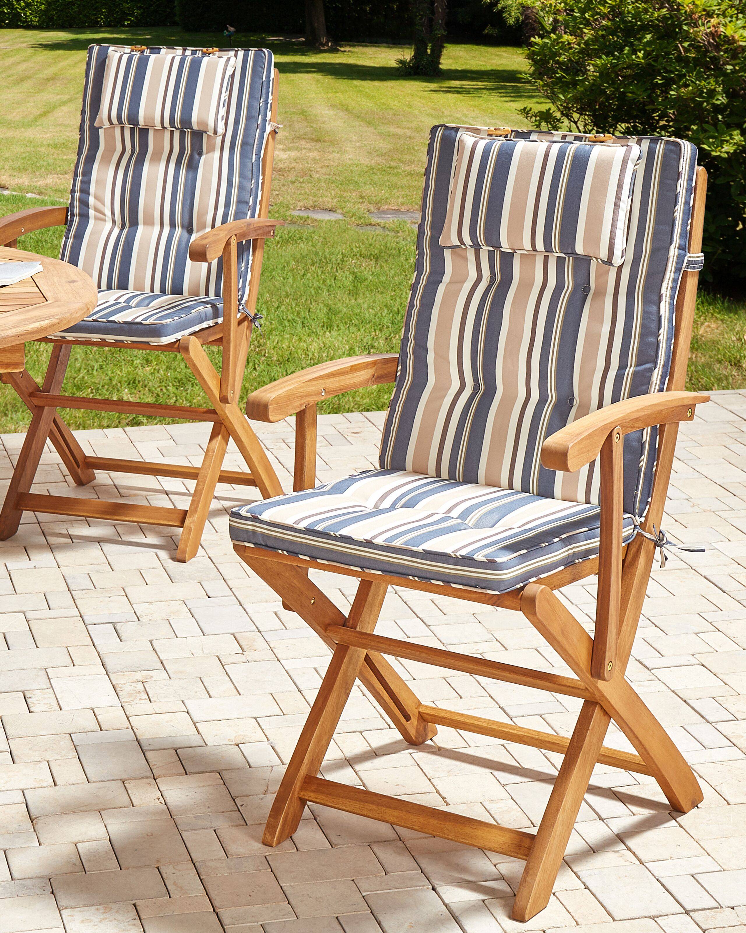 Beliani - Lot de 2 Chaises de Jardin en Bois avec Coussins Rayés Bleu Pliantes Salle à Manger Extérieur Style Rustique - Imagen 2