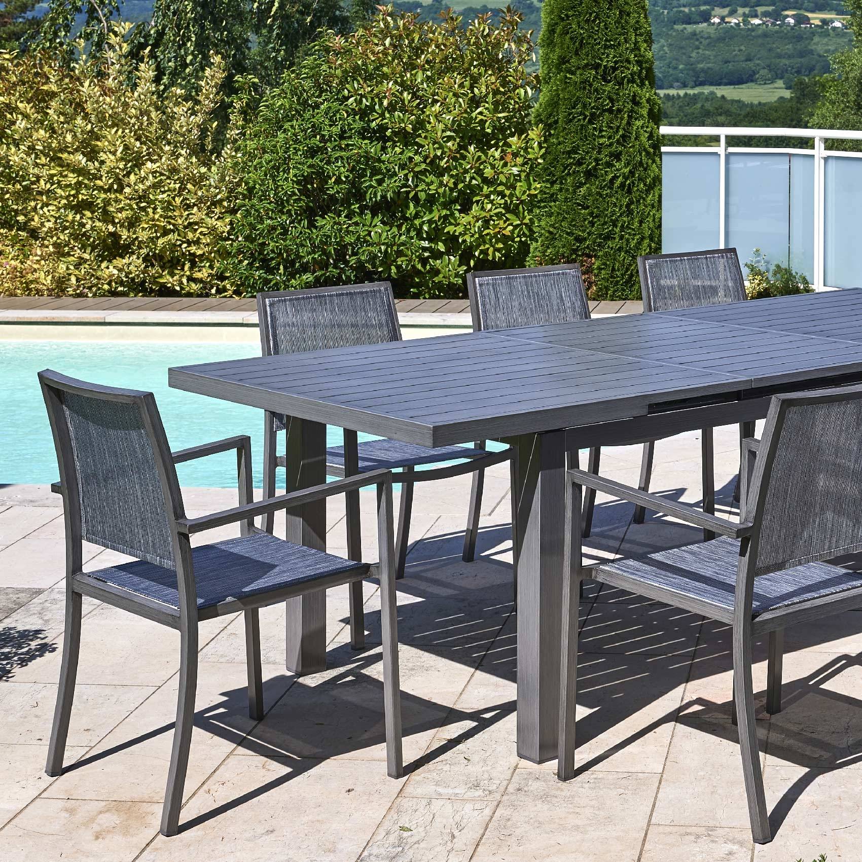 Fauteuil empilable en finition teck recyclé - JARDILINE - Aluminium/Bois - Gris clair - Imagen 4