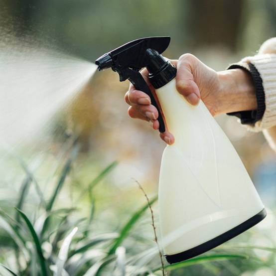 Pulvérisateur blanc IntiMeg 1 litre - Image 3