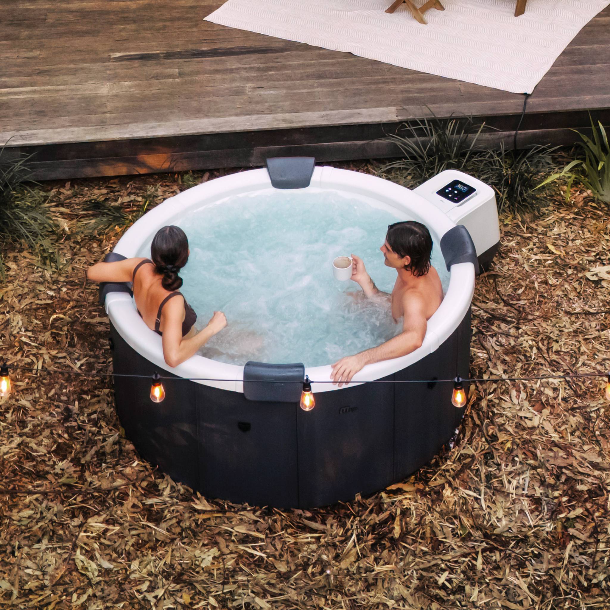 sweeek - Spa rigide 6 places 180cm rond hydromassage 4 coussins bâche + housse anthracite - Denver | sweeek - Image 3