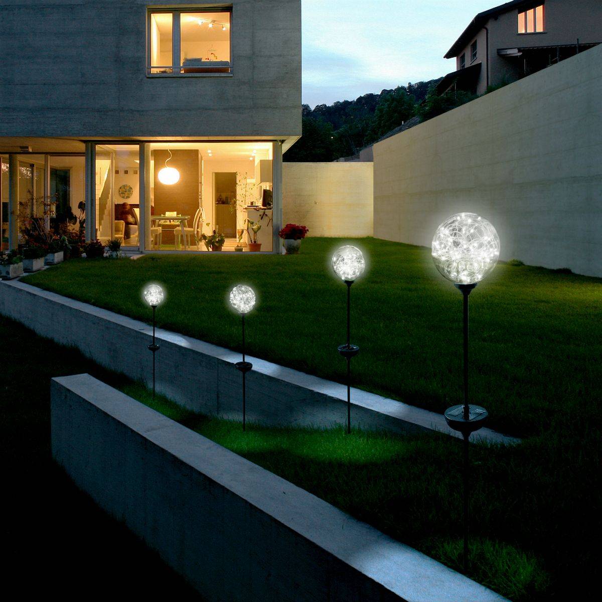 Nortène - Globe solaire à planter "Ophea" en verre transparent Nortene - Imagen 2