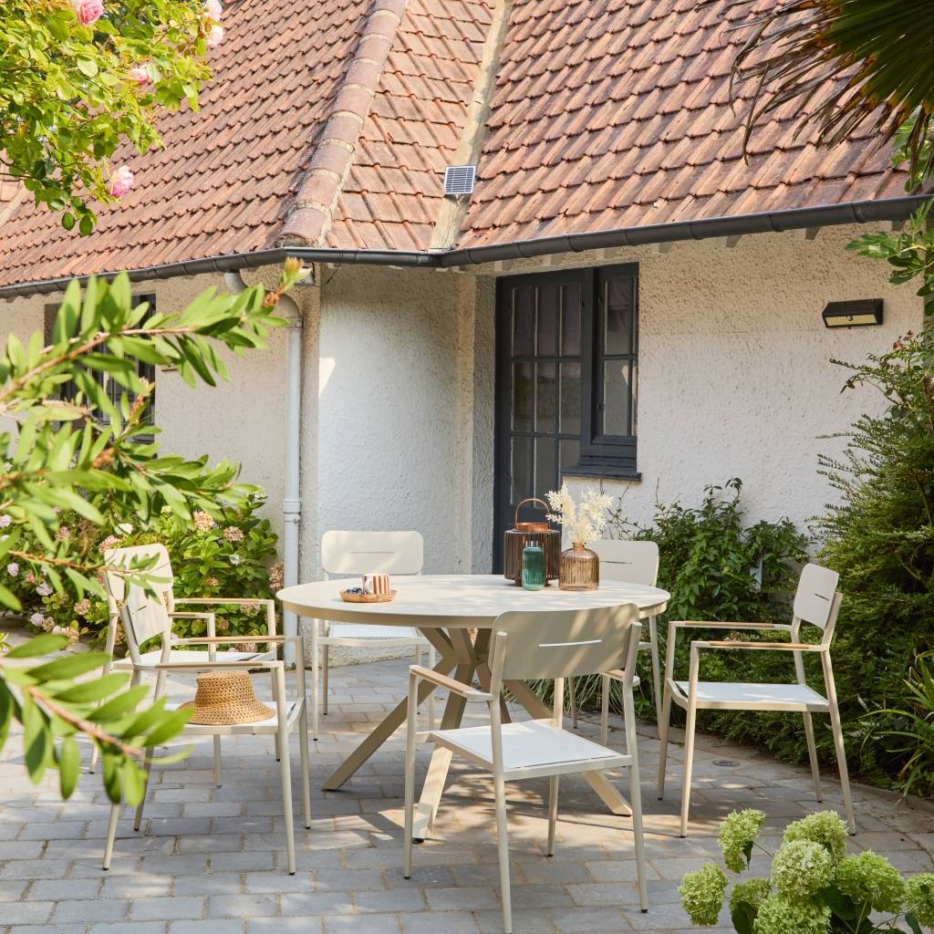 Lot de 4 fauteuils de jardin aluminium et textilène beige - Fira | sweeek - Image 1